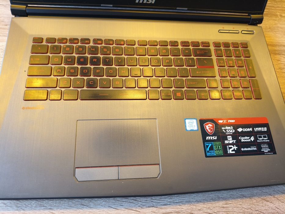 Laptop Gamingowy MSI GV72 7RD, bardzo dobry stan.