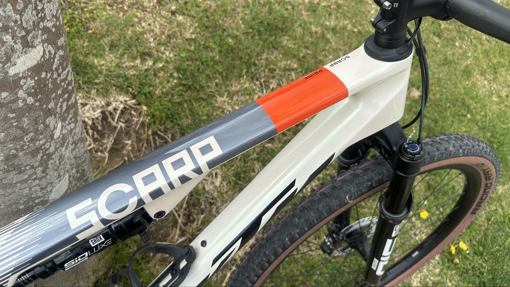 Bicicleta de BTT KTM Scarp Prime 2025 como nova