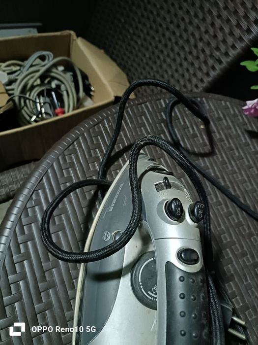 Продам Німнцьку праску Severin