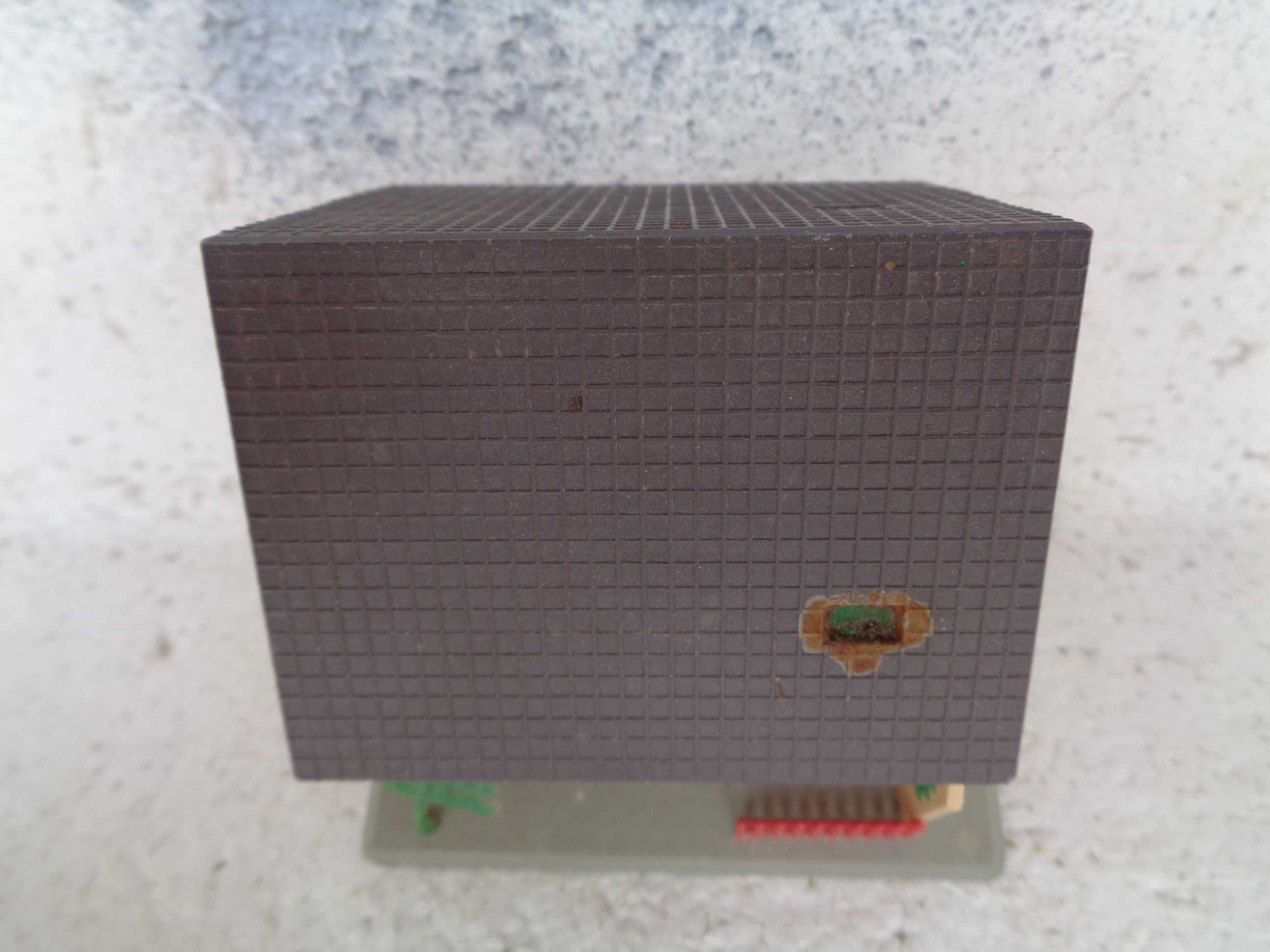 1:87 Faller Casa moradia para pista comboio