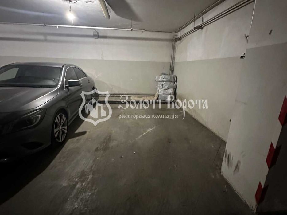 Паркінг, 13,4 м2. Без ремонту. Білоруська, 3, Лук'янівка
