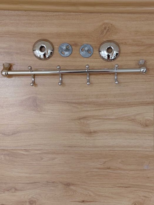 Полиця для ванної кімнати б/у