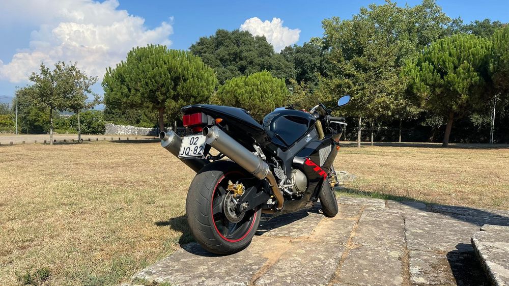 Honda vtr sp2 primeira mão