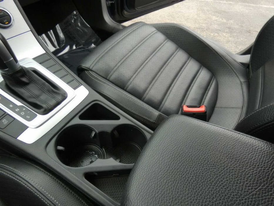 Volkswagen CC Sport      2015