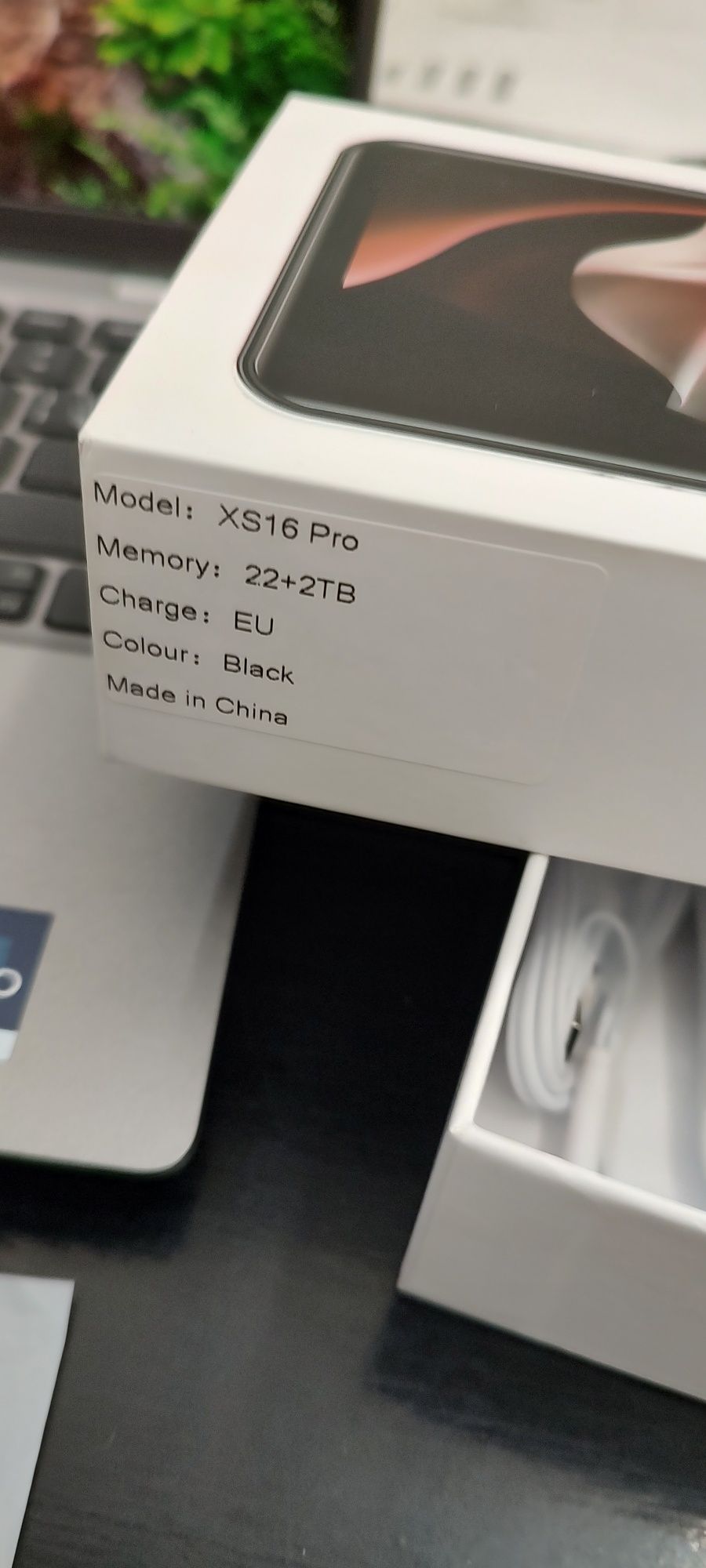 Смартфон XS 16 Pro