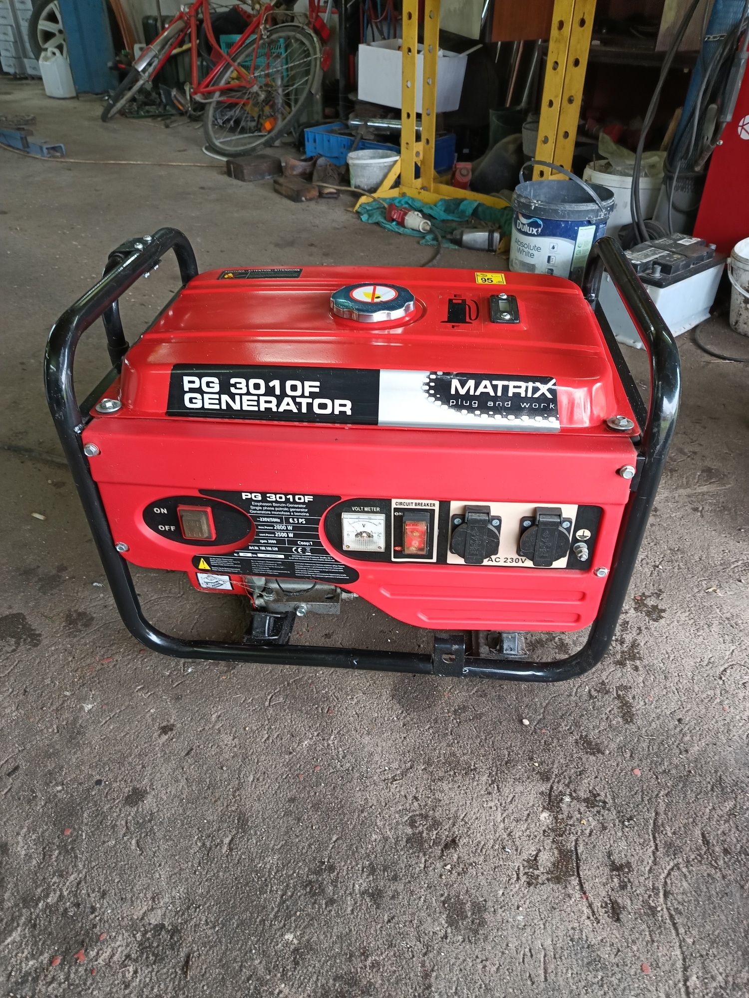 Generator prądu jednofazowy 230V