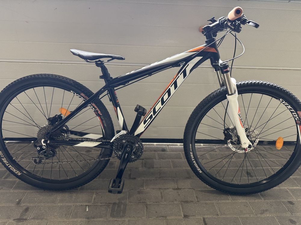 Scott Scale , kola 27.5 rama S