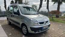 Renault kangoo 5 lugares  trato financiamento