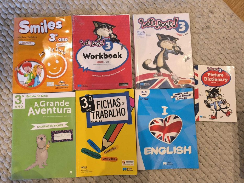 Vários Livros do 3º ano