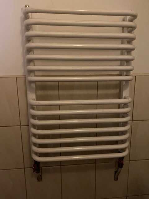 Grzejnik łazienkowy 70c50cm