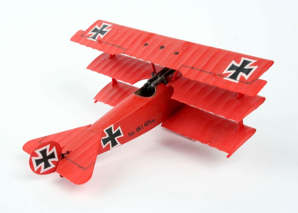 Model samolotu do sklejania Revell 04116 samolot Fokker Dr. 1 Triplane