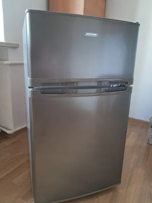 Lodówka Mała MPM Jak Nowa Szara z Zamrażalnikiem