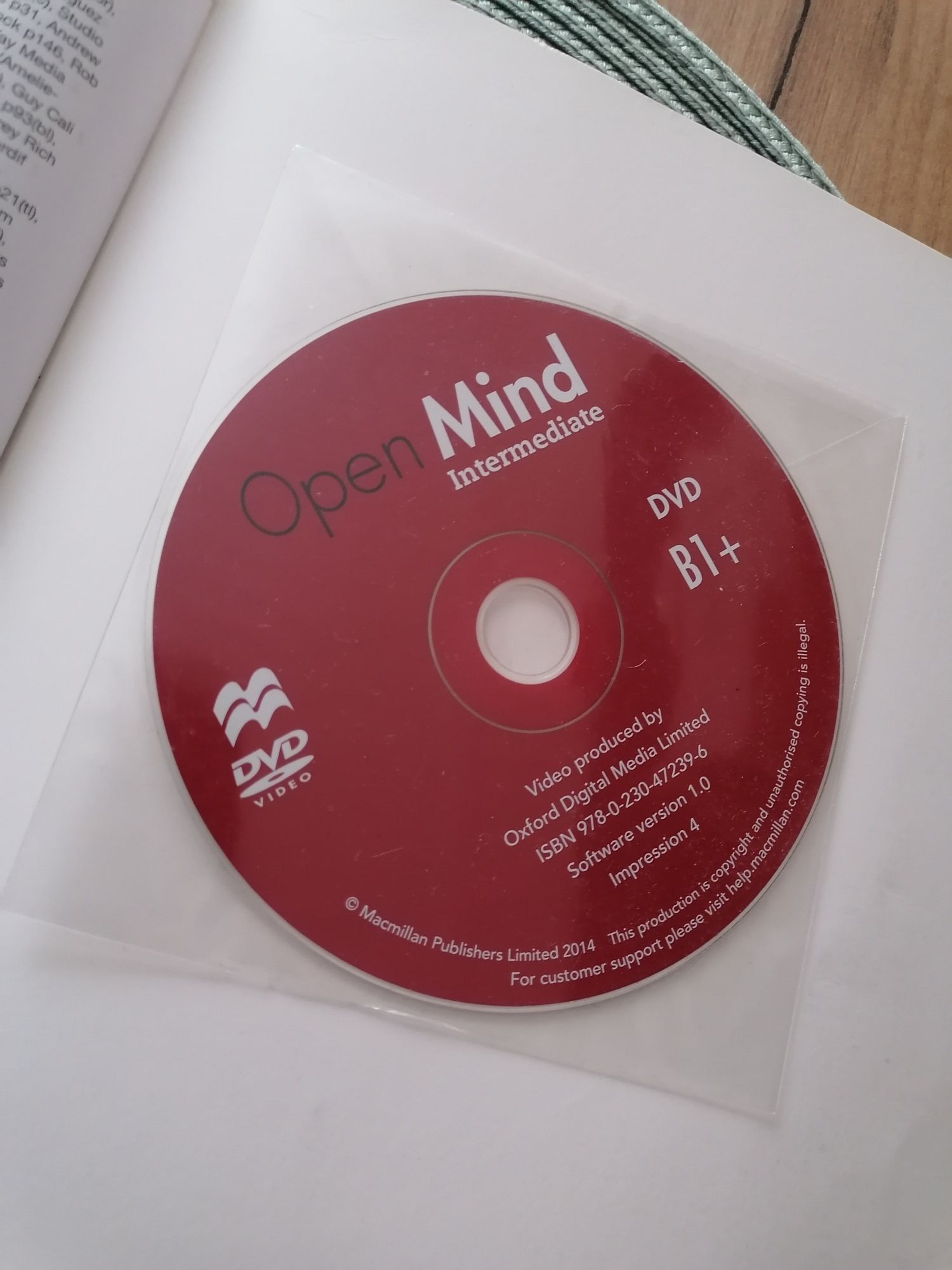Open Mind B1+ intermediate student's book pack DVD, MACMILLAN level 3