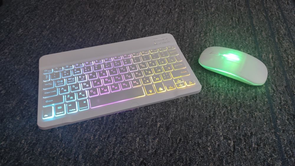 Бездротова Клавіатура з підсвіткою Bluetooth + мишка Безпровідні КОМПЛ