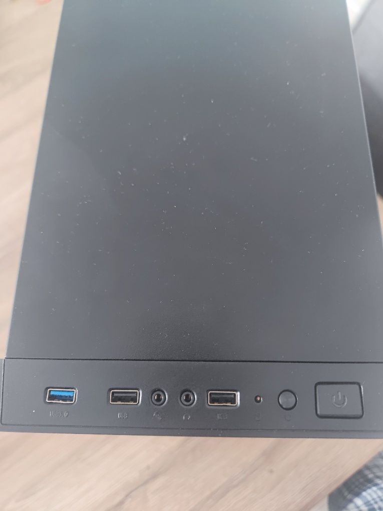 Torre PC – i7 4790K | 32GB RAM | H100i | SSD | PSU Seasonic