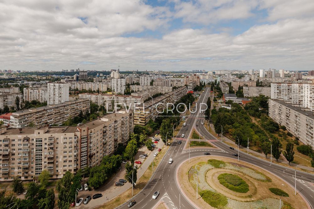 Продаж 2-кім квартири 77м2 з ремонтом парк Наталка Оболонь