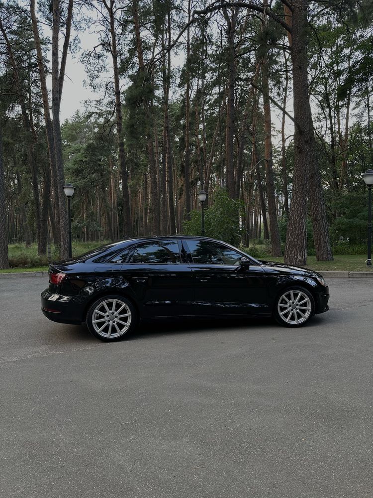 Audi a3 (8v) 2015 1.8 бензин