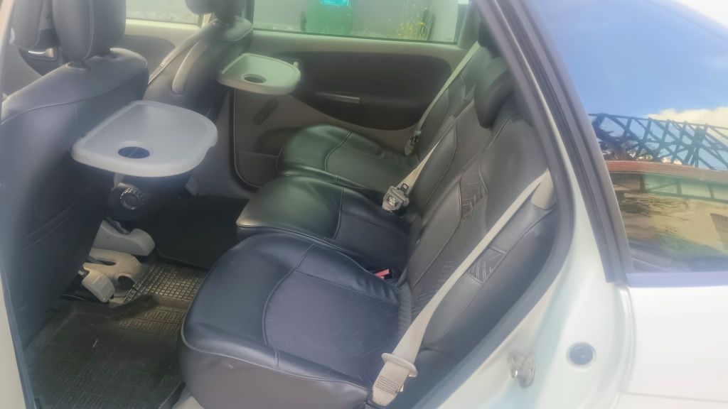 Renault Scenic 1,6 16V benzyna plus LPG klimatronic