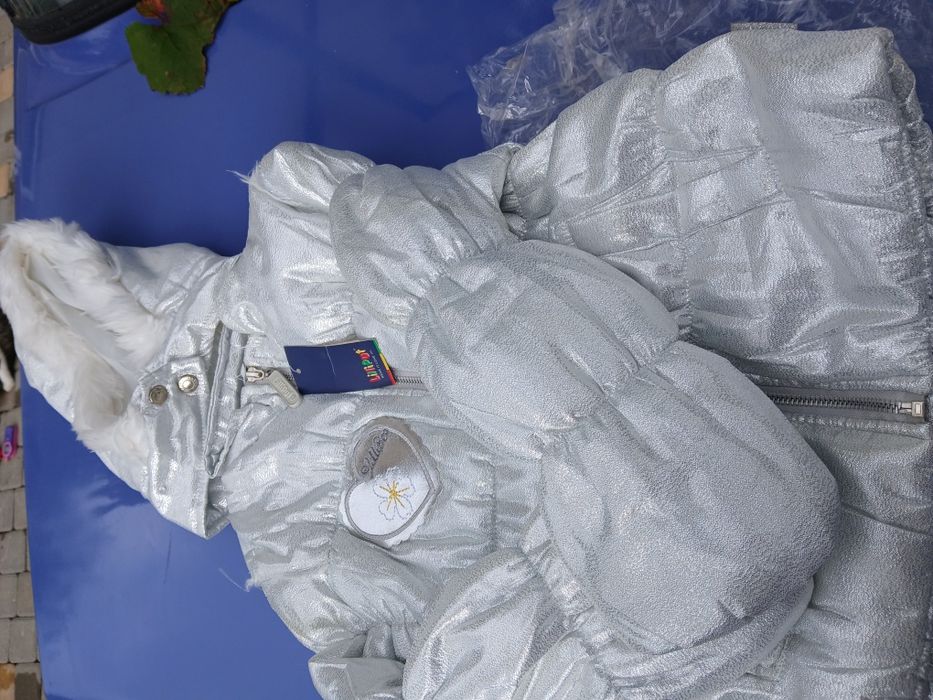 Куртки детские, девичьи. Новые.