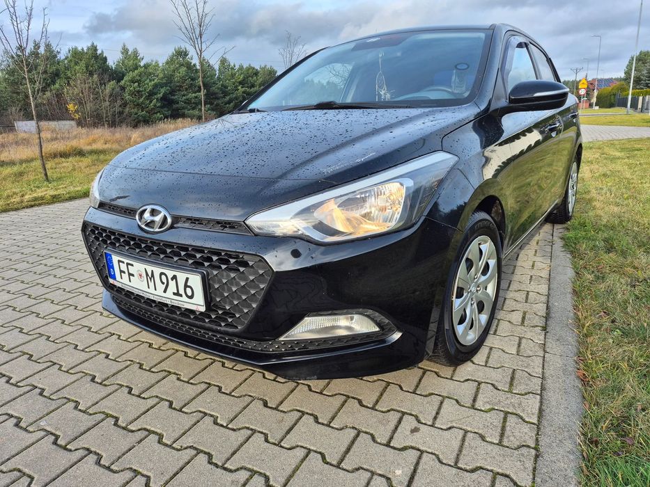 Hyundai i20 Śliczny Lift  1,25 2015r  90 000 km