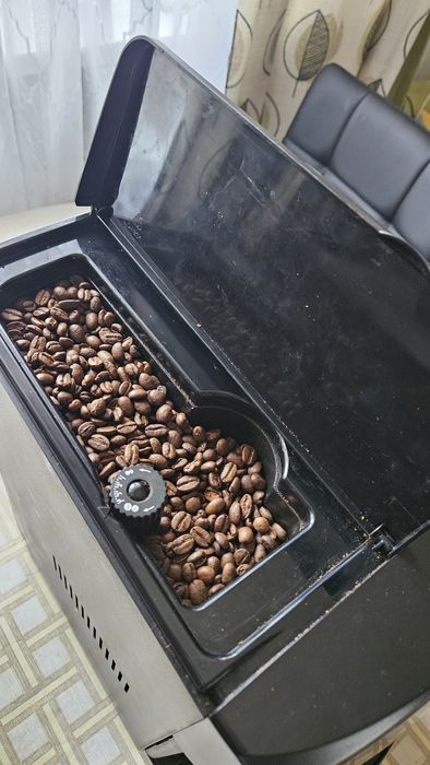 Кавомашина delonghi esam 2600