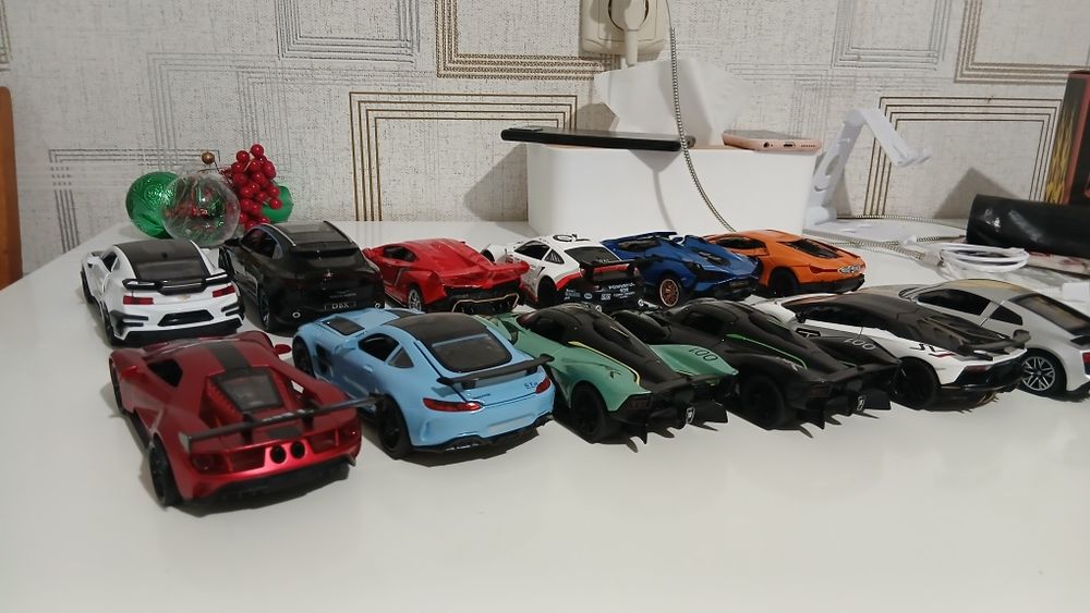 Моделі машин 1:32