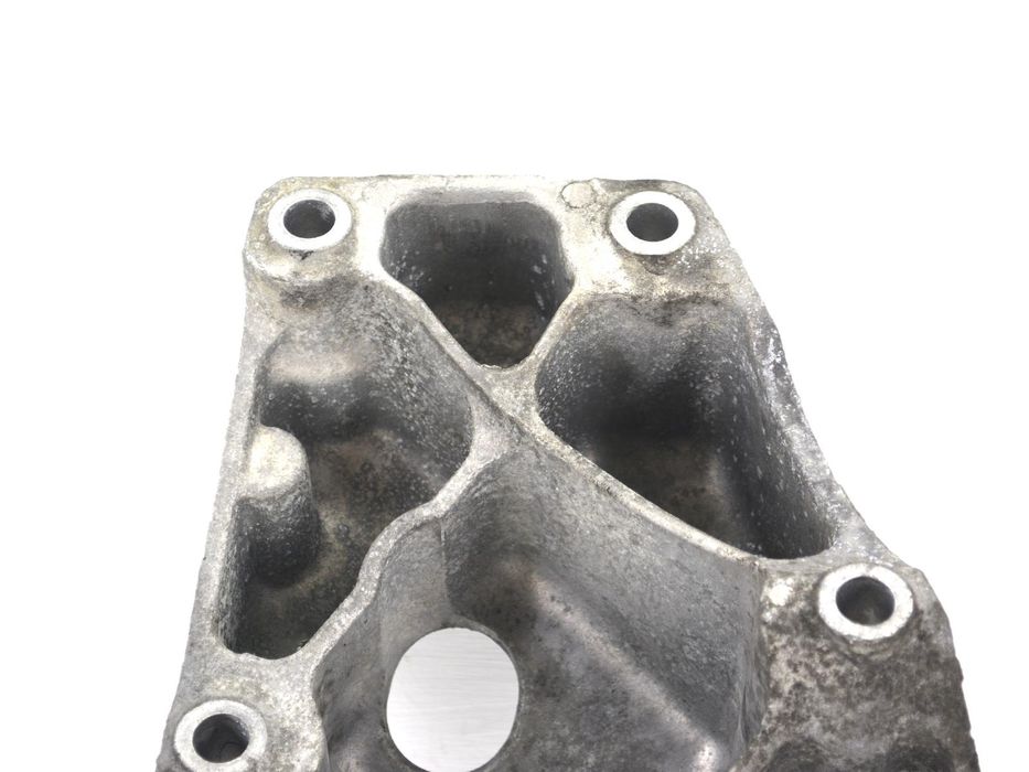 Кронштейн опори двигуна лівий BMW X3 E83 2006-2010 22113451673