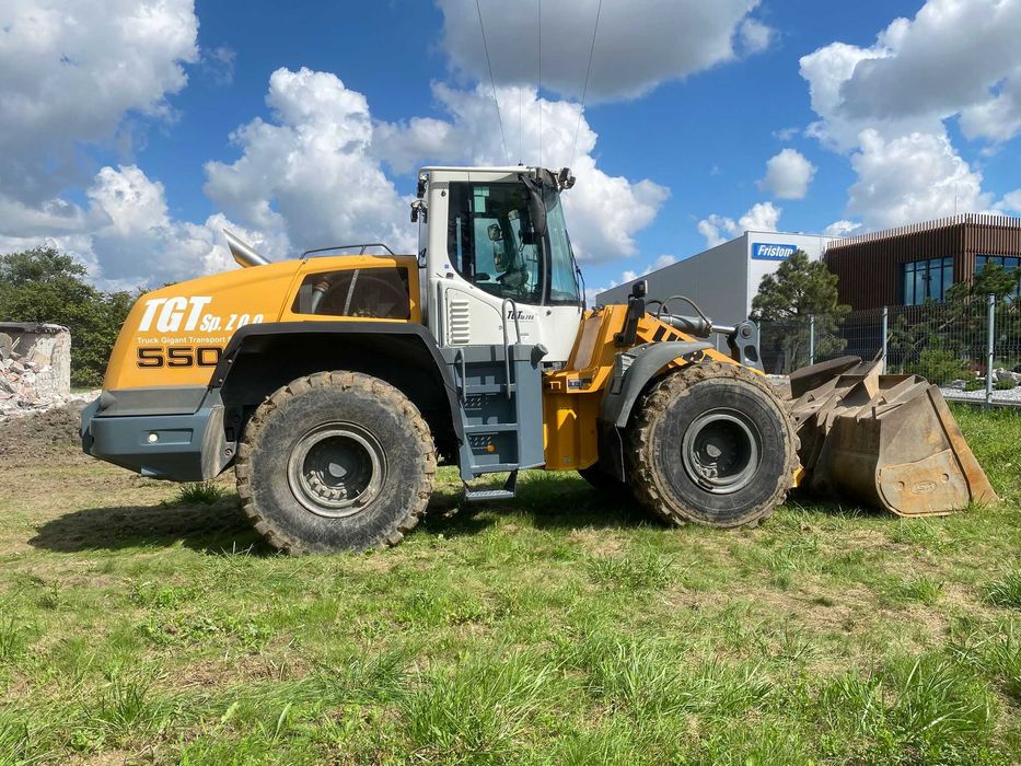 Sprzedam ładowarkę kołową LIEBHERR L 550