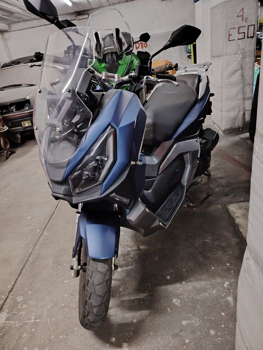 Mitt 125 ADV de 2023 (Garantia 18 meses) Aceitamos retomas