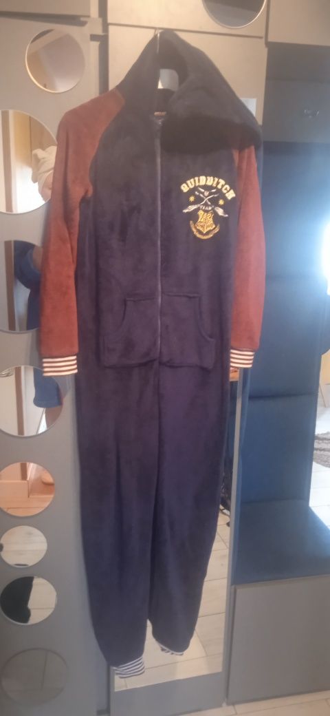 Harry Potter piżamka przebranie strój. Kombinezon  rozmiar 152-164