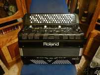 Acordeão Roland FR-7XB