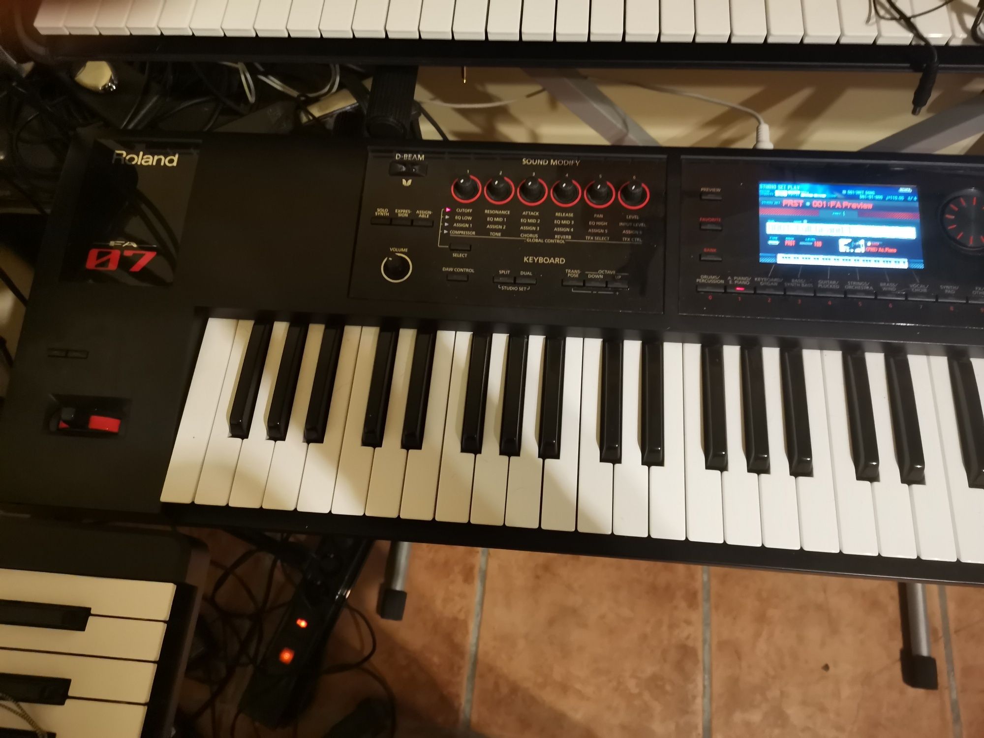 Vendo teclado Roland FA07