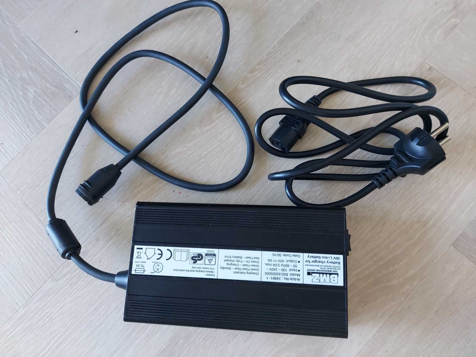 Ładowarka magnetyczna BMZ Li-Ion 36V 5Ah Rosenberger   e-bike