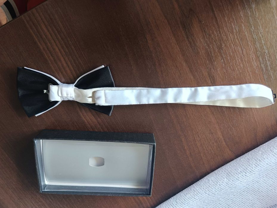 Mucha męska w ozdobnym pudełku regulowana