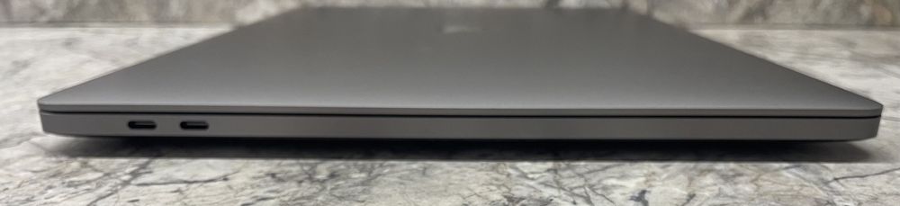 Macbook Pro 16 a2141 i9 Intel SSD 1tb ОЗП 16 8 ядер