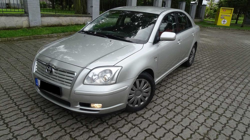 TOYOTA AVENSIS 2,0 DIESEL D-4D,klima,elektryka,radio,abs,czujniki