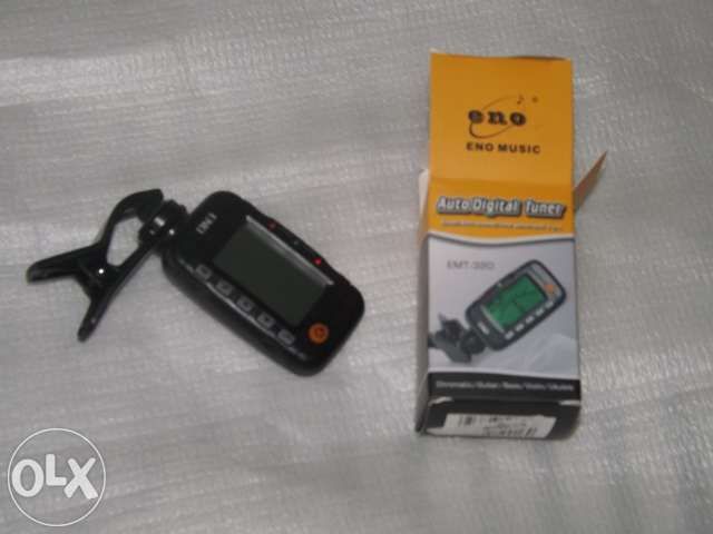 Afinador, metrónomo e captador