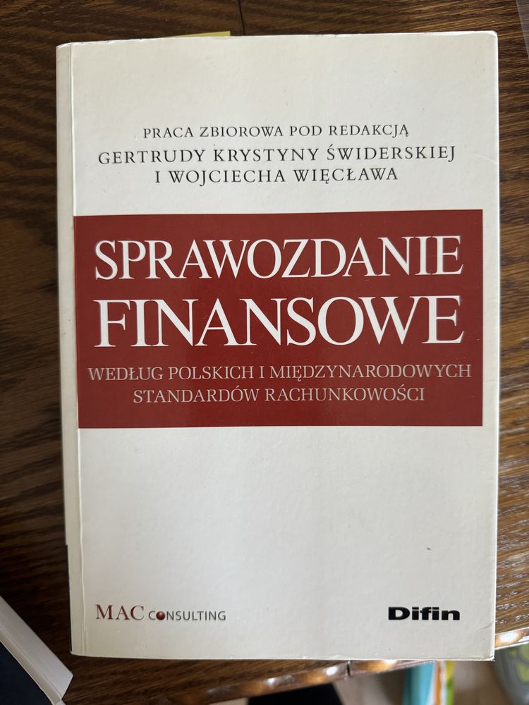 Sprawozdanie finansowe według polskich i międzynarodowych standardów