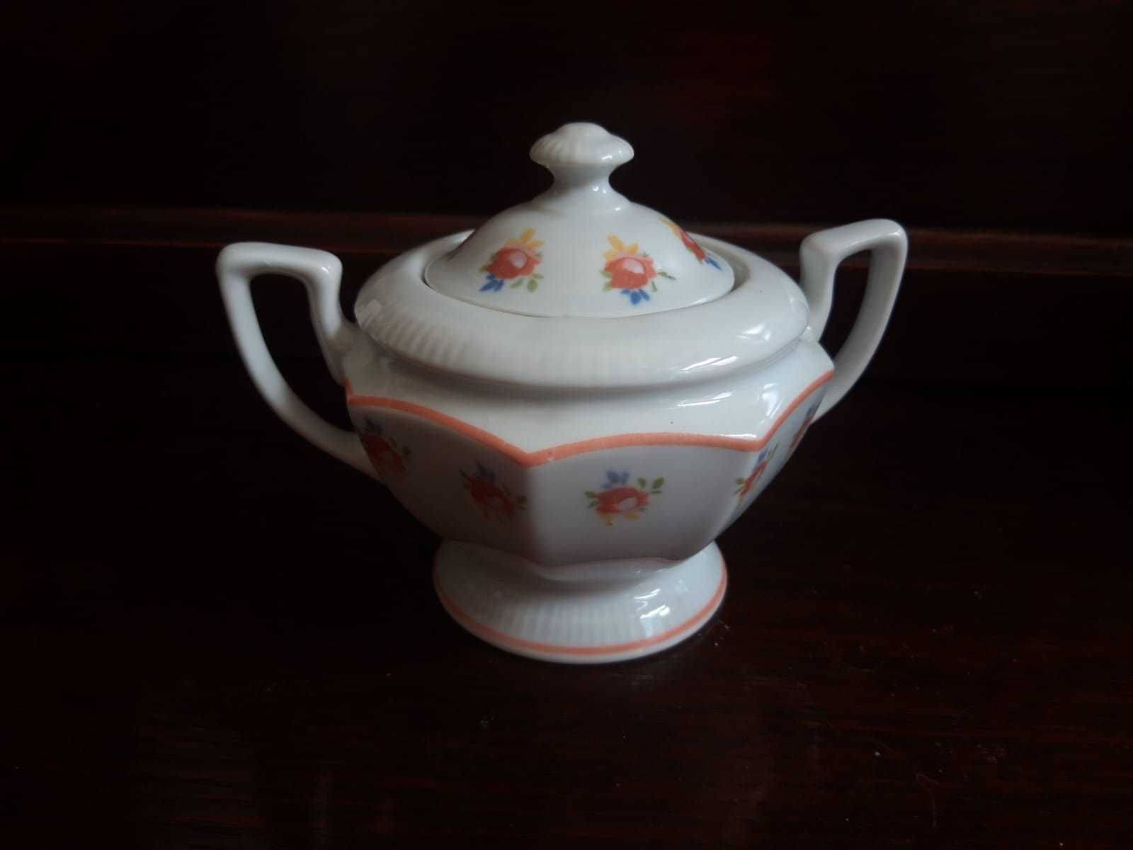 Porcelanowa Cukiernica