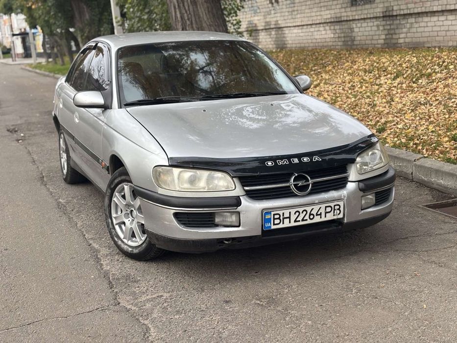 Продам опель омега б срочно
