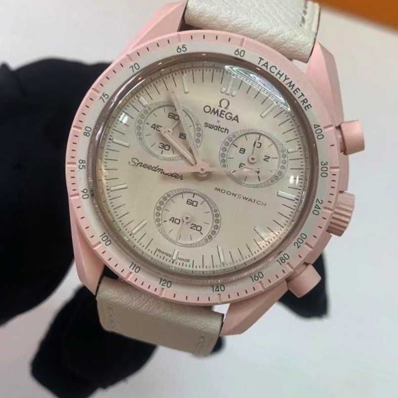 Wenus Watch - niebiańska elegancja na Twojej ręce!