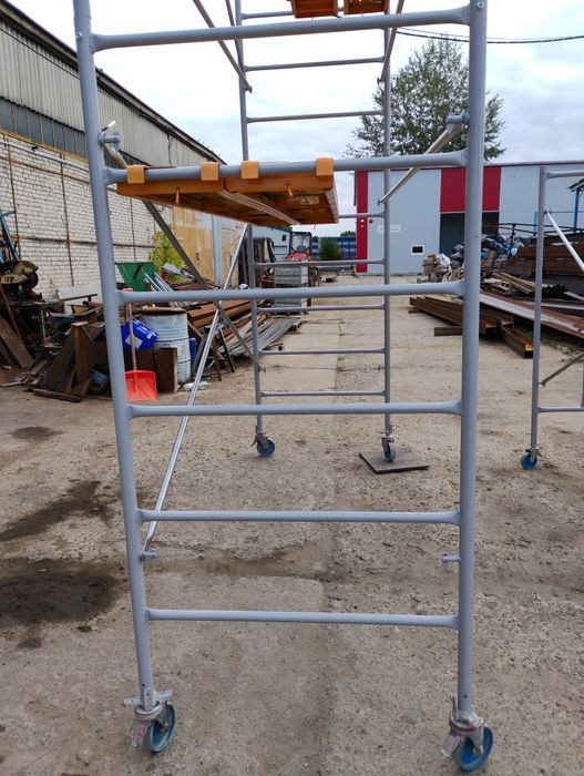 Rusztowanie elewacyjne drabinkowe do wszystkiego