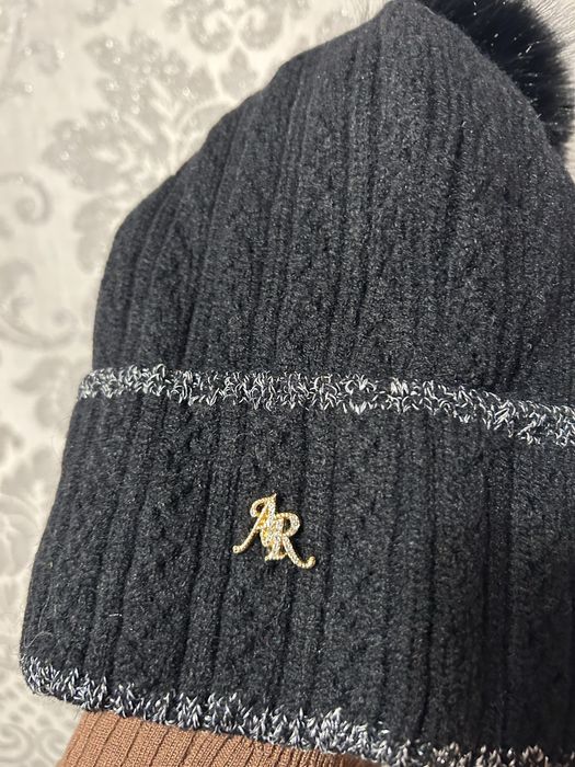 Czarna czapka nowa z metką