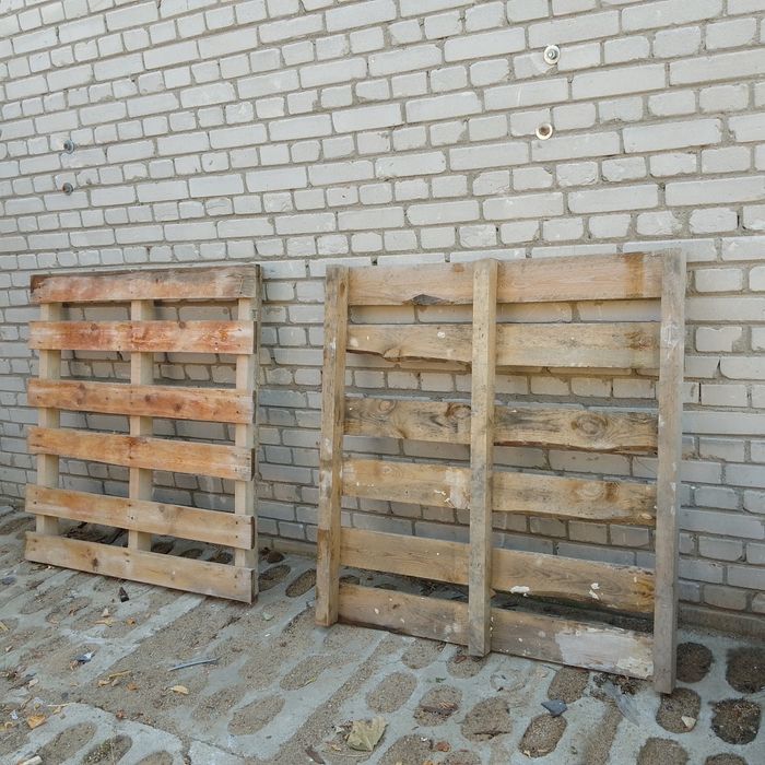 Palety drewniane 120#120 cm