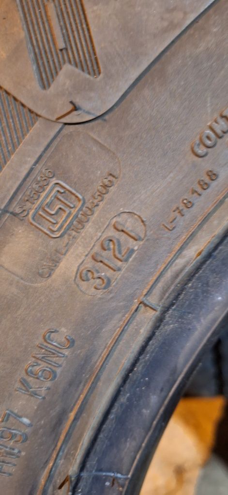 Opony 215/75R17.5 Continental