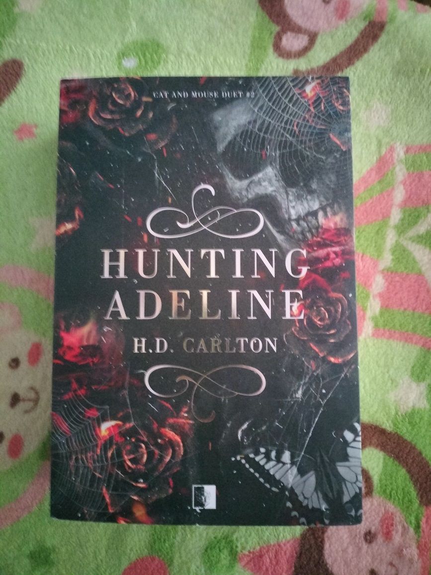Haunting Adeline, Hunting Adeline - H. D. Carlton