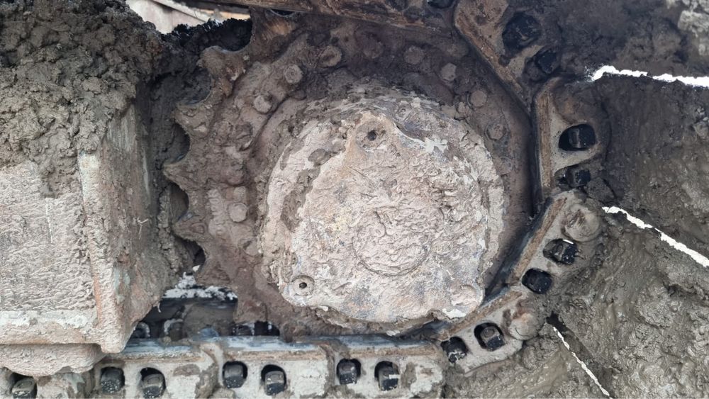 Экскаватор JCB 220 LR , стрела 16.5 м