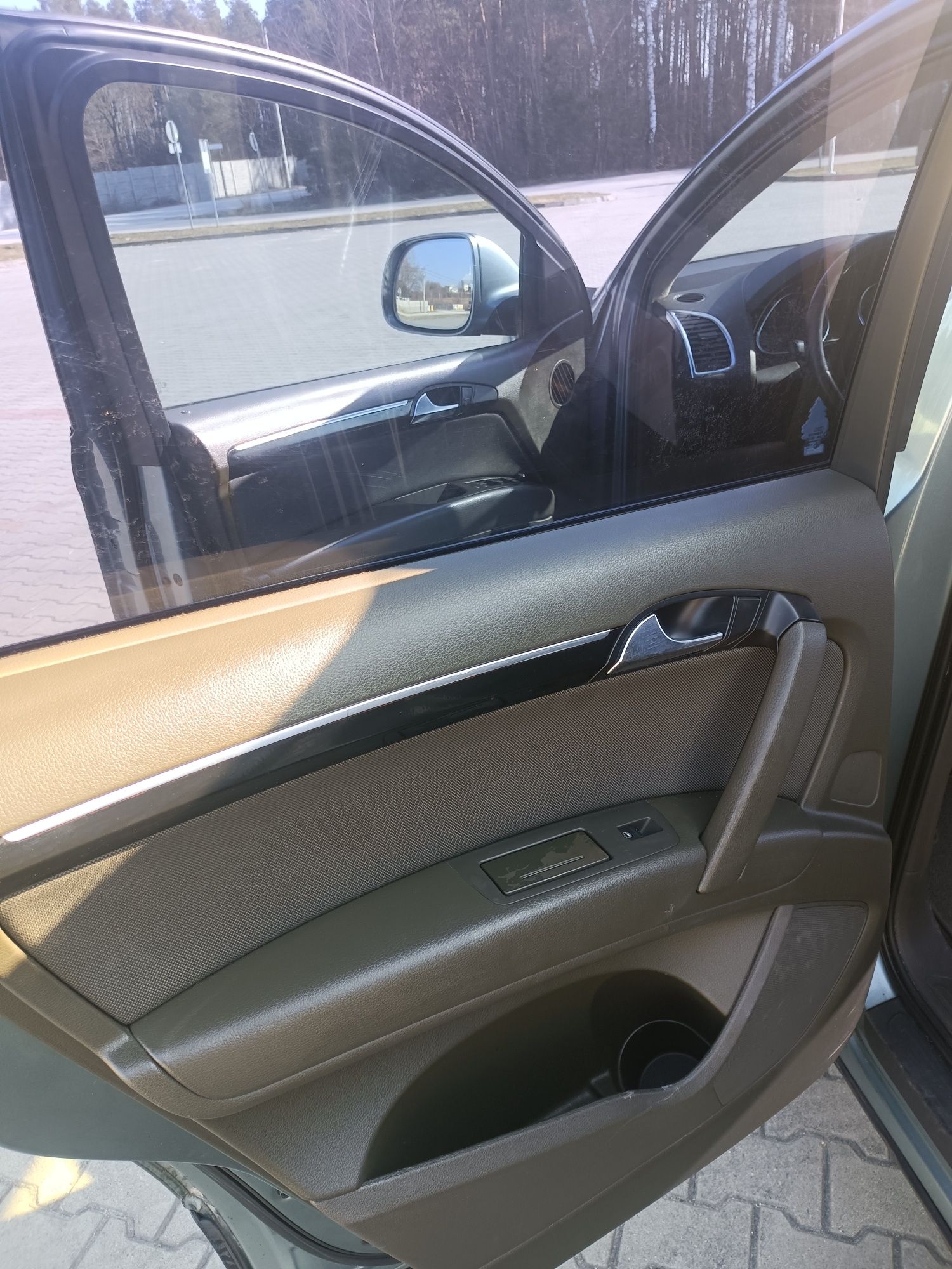 Audi Q7 3.0 V6 mega doinwestowany 20 cali bixenon