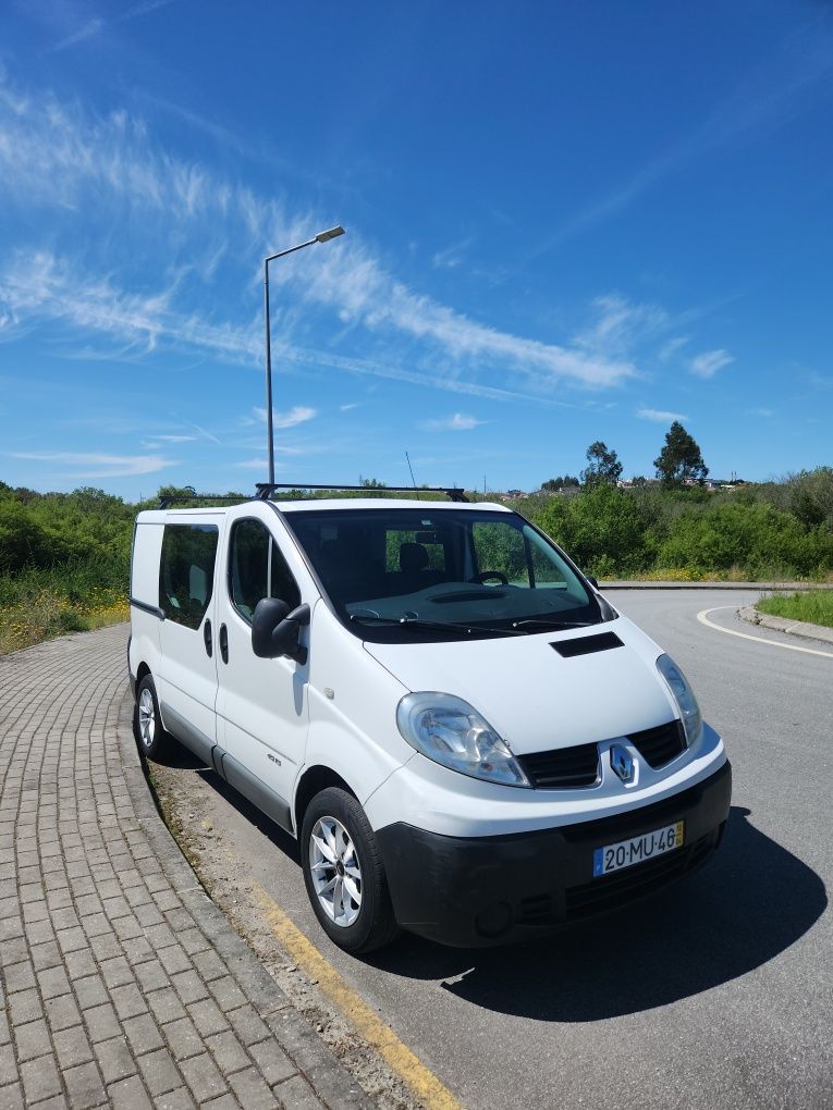 Renault Trafic 6 lugares