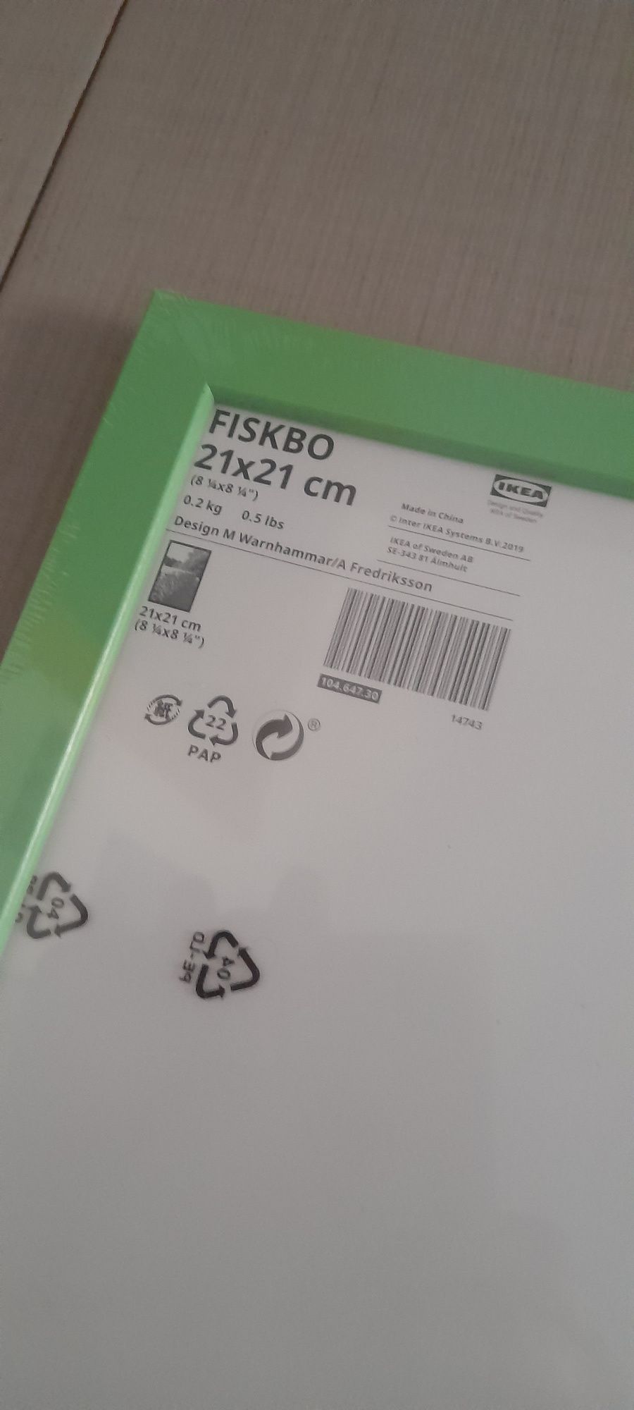 Molduras FISKBO 21X21CM do IKEA.